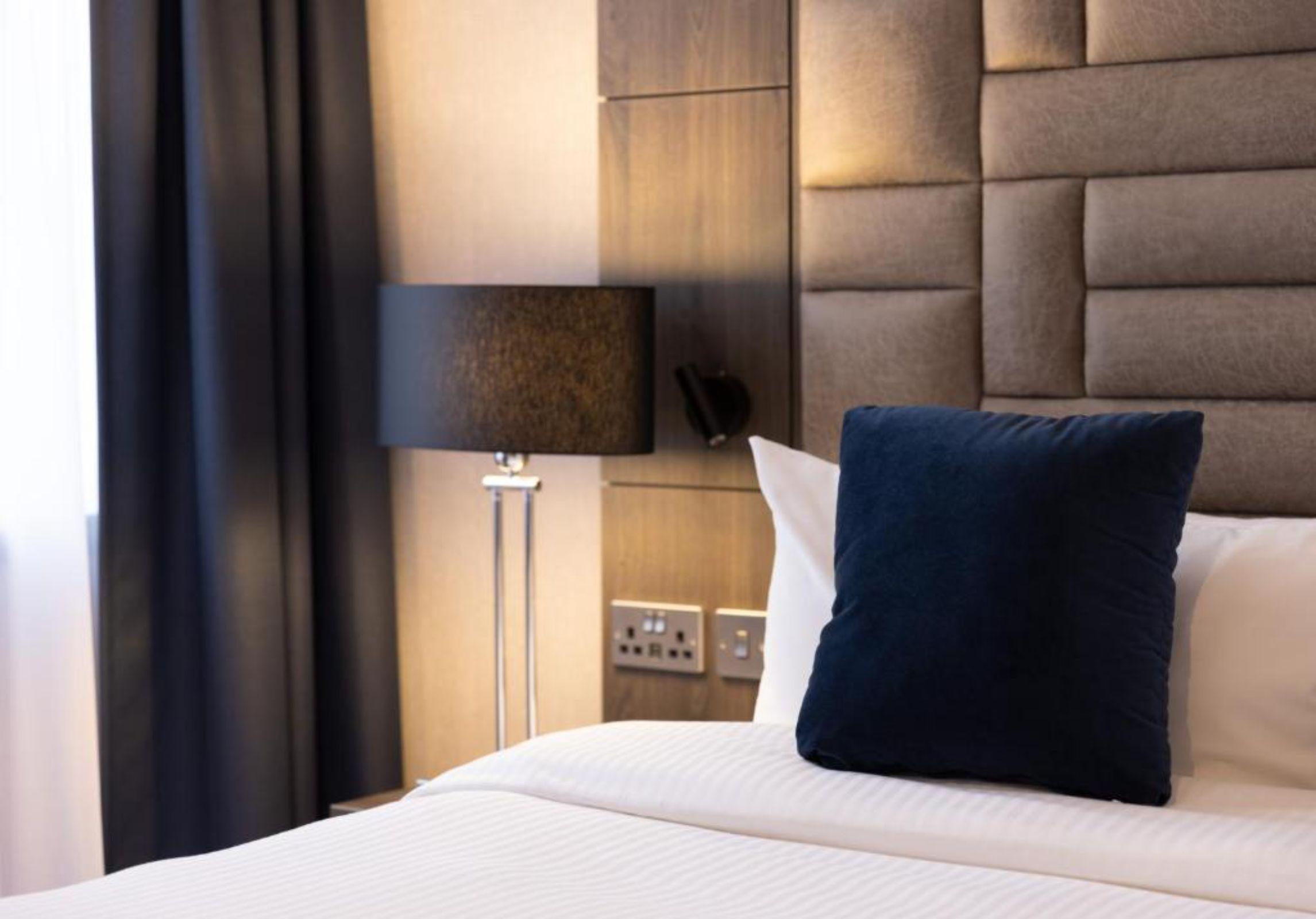 River Ness Hotel, A Member Of Radisson Individuals Inverness Ngoại thất bức ảnh